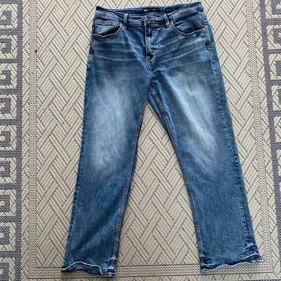 BKE Mens Tyler Bootcut Jean 34x30 (fit 34x29) Light Wash Whiskered Denim Western - Picture 8 of 12